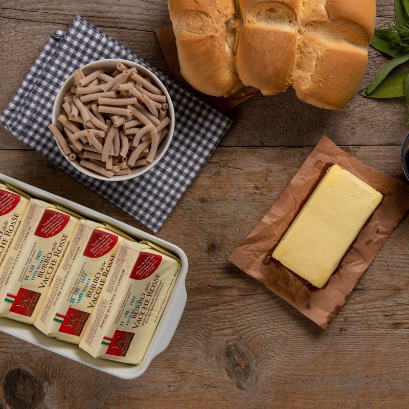 Burro delle Vacche Rosse con pasta