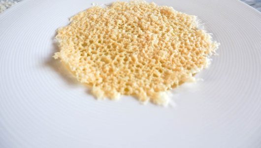 Crema di verdure con cialda al parmigiano reggiano Vacche Rosse