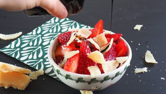Fragole,-Parmigiano-Reggiano-Vacche-Rosse-e-Aceto-(8)