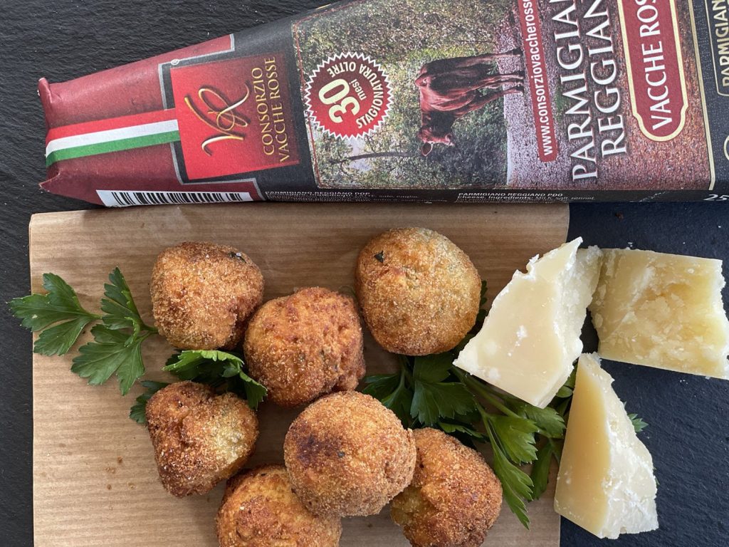 Polpette di patate con Parmigiano Reggiano delle Vacche Rosse